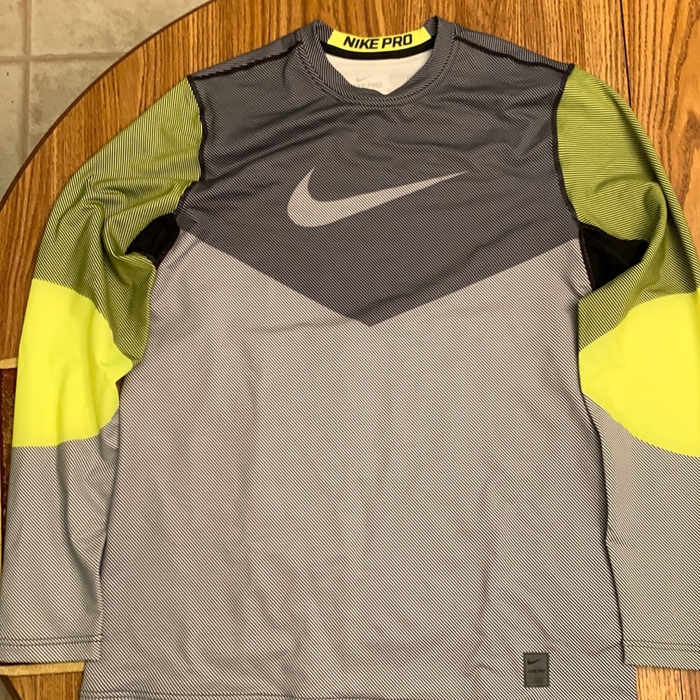 Mens Nike Pro Dri-Fit Large Goalie shirt